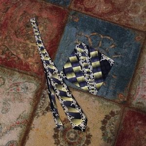 🚨SALE🚨💁🏽‍♂️👔Men's 💯% Silk Suite Tie💁🏻‍♂️👔